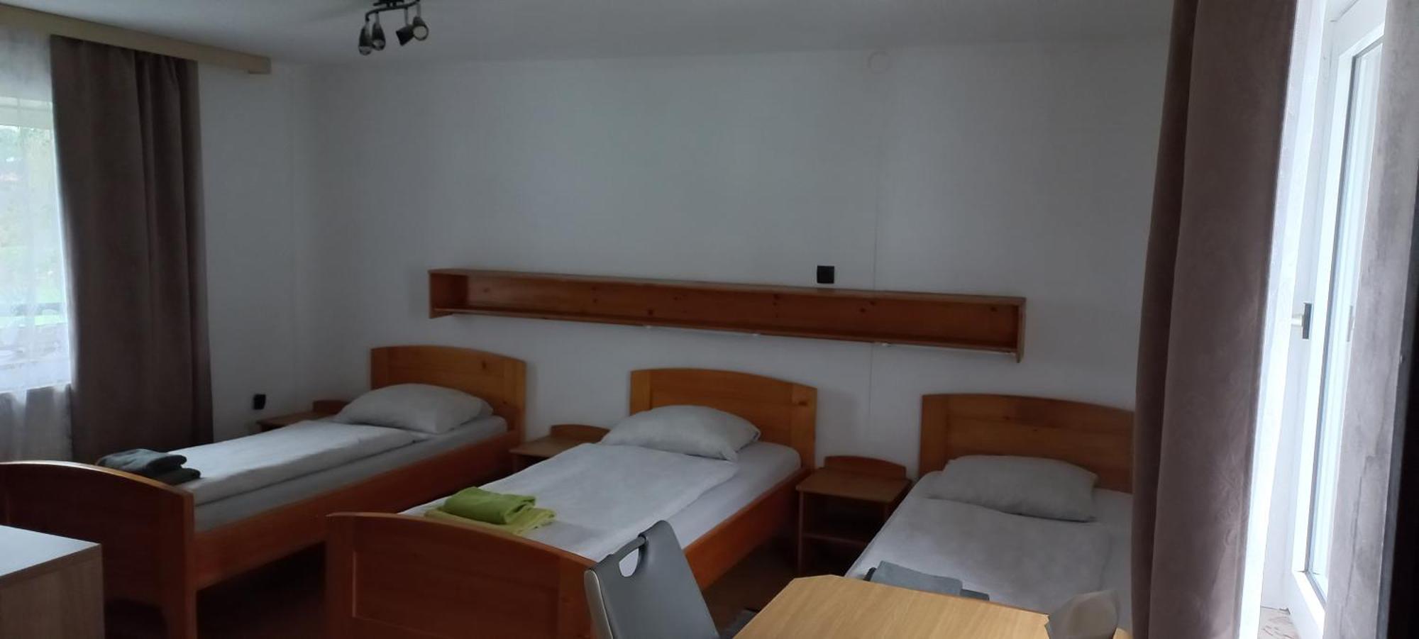 Remserhof Sankt Valentin Room photo